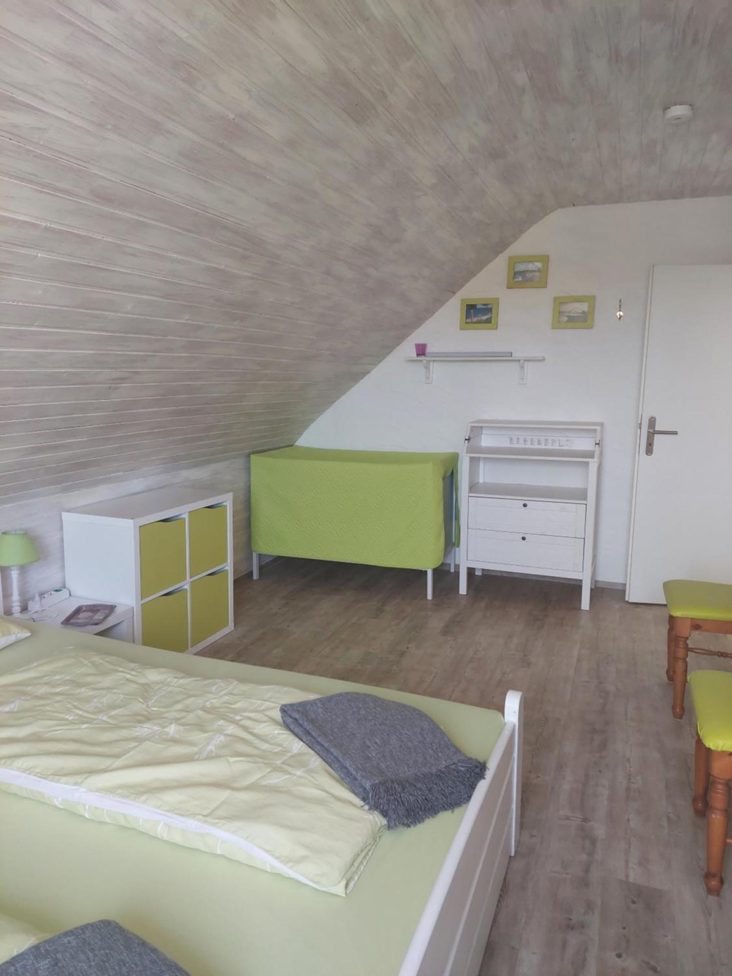 Panzer Allergiker Ferienwohnung In Burg Fehmarn Esterno foto